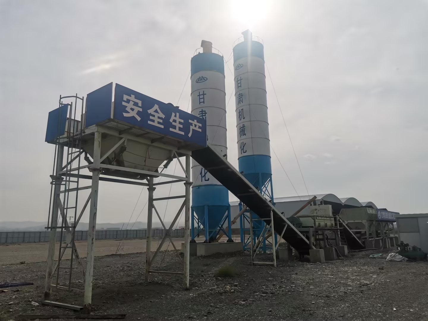 甘肅機械化公司-1500A穩(wěn)定土控制系統(tǒng)